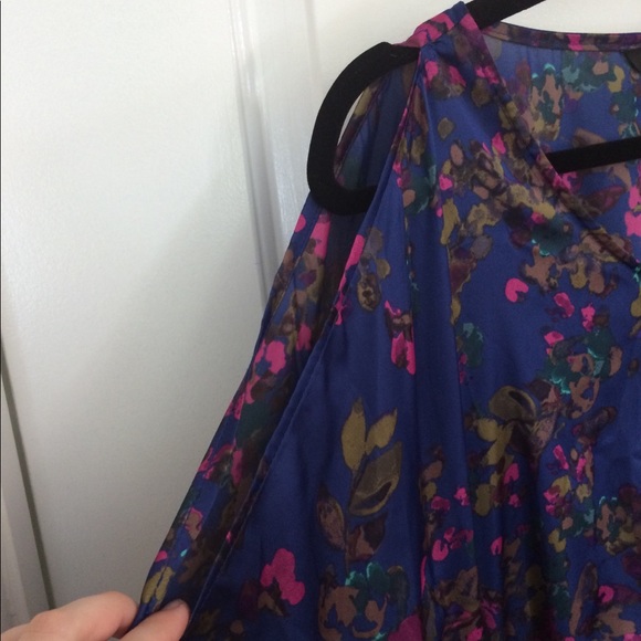 Express Colorful Top - Picture 4 of 8